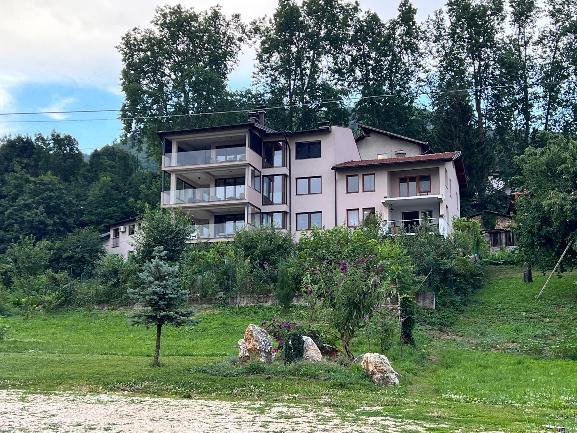 The Penthouse Sarajevo Saraievo Exterior foto